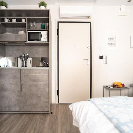 A13 Pristine & Sunny 30M2 Flat Near Syntagma Sq Apartment Athens Ngoại thất bức ảnh